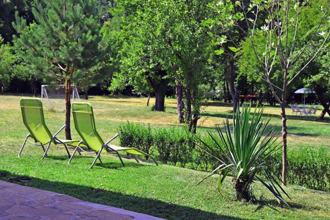 Sinjirite Complex Hotel Elena Exterior photo