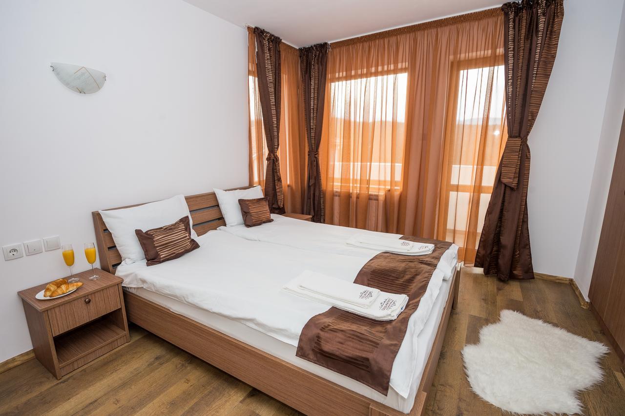 Sinjirite Complex Hotel Elena Exterior photo