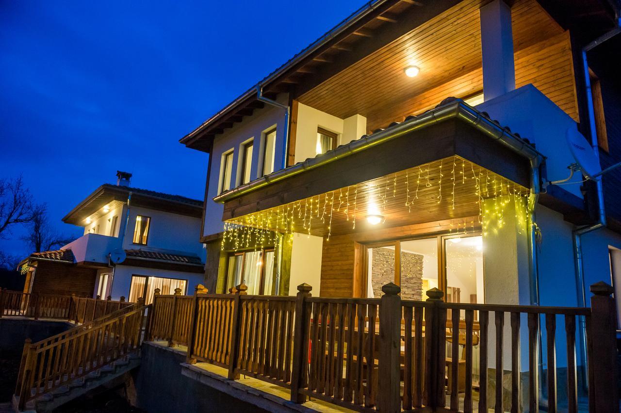 Sinjirite Complex Hotel Elena Exterior photo