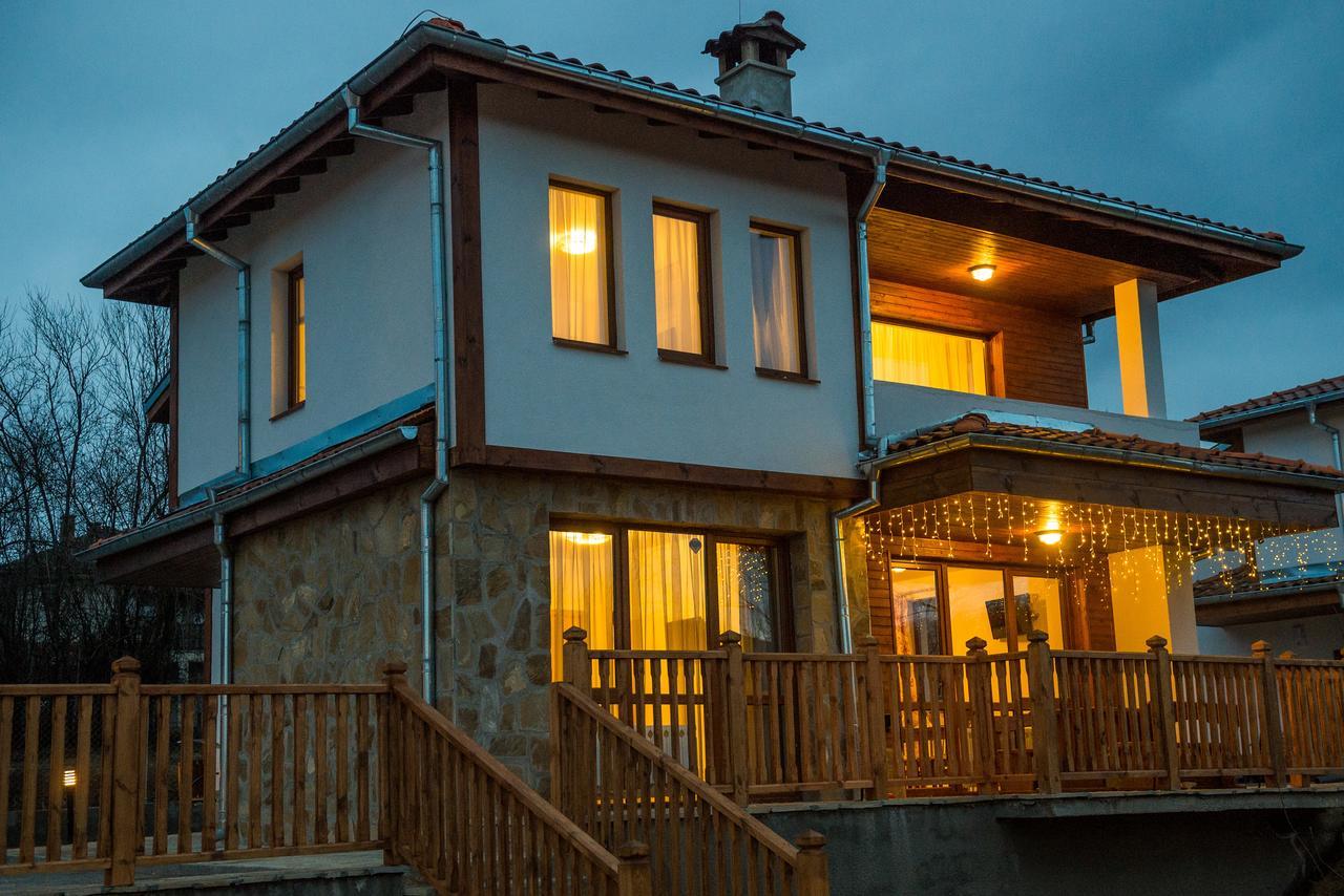 Sinjirite Complex Hotel Elena Exterior photo